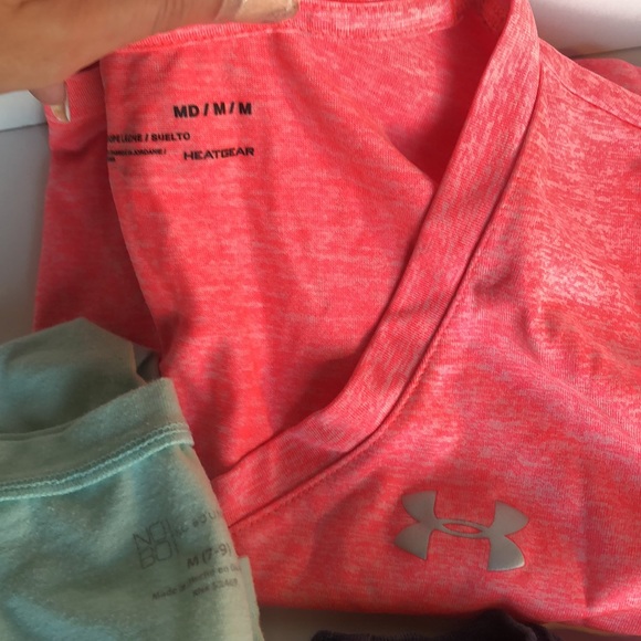 HOLD - Picture 5 of 6